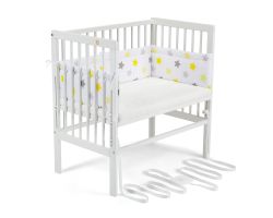FabiMax Beistellbett BOXSPRING weiß, inkl. Matratze und Nestchen gelbe Sterne auf weiß